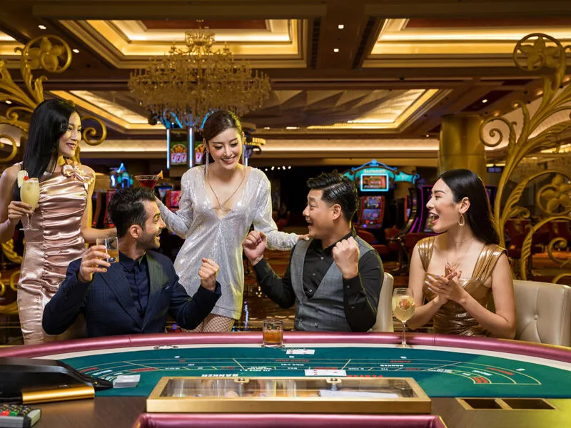 Ramada by Wyndham Reno & Hotel Casino